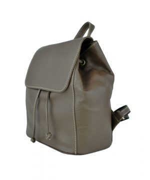 Moderný kožený ruksak z pravej hovädzej kože č.8659 v hnedej farbe (3)