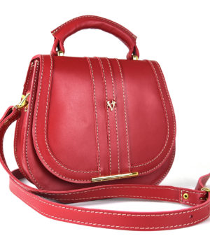 Módna kabelka z pravej kože s dekoračným prešívaním v červenej farbe