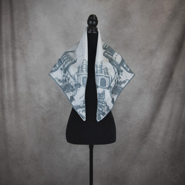 Hodvábna šatka SLOVENSKO ANTRACIT, 90 x 90cm, Made in SLOVAKIA - Image 3