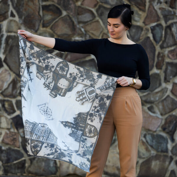Hodvábna šatka SLOVENSKO HNEDÁ, 90 x 90cm, Made in SLOVAKIA - Image 7