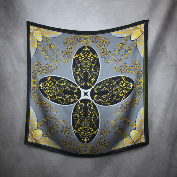 Hodvábna šatka ORNAMENT - ZLATÝ, 90 x 90cm, Vyrobené na Slovensku - Image 2