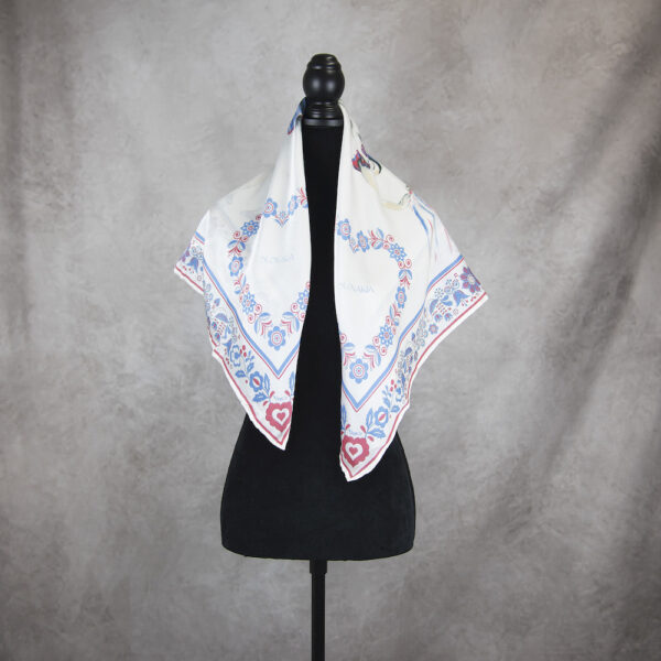 Hodvábna šatka TANEČNICA, 90 x 90cm, Made in SLOVAKIA - Image 3