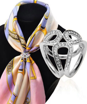 Alternative view of Ozdoba na šatku a šál v striebornej farbe so sklíčkami