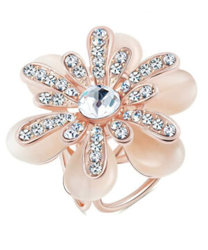 Ozdobný šperk na šatku v tvare ružového kvetu so sklíčkami