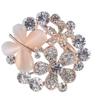 Alternative view of Ozdobný šperk na šatku v tvare motýľa s kvetom