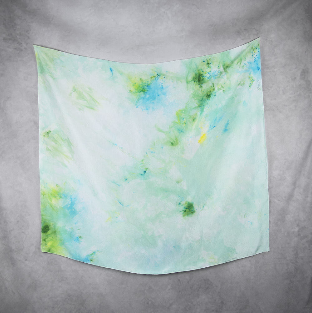 Hodvábna šatka VZOR_67, 90 x 80cm, Vyrobené na Slovensku – Obrázok 2